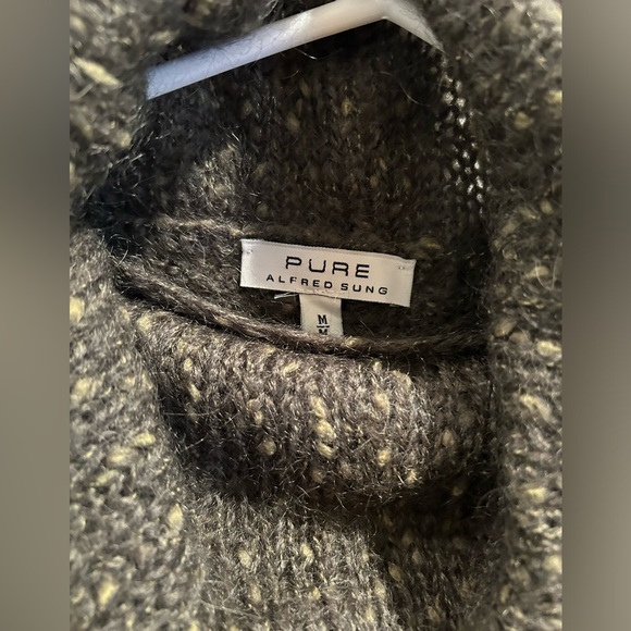 Alfred Sung Green Mohair Turtleneck Sweater Size Medium NWT - Picture 4 of 7